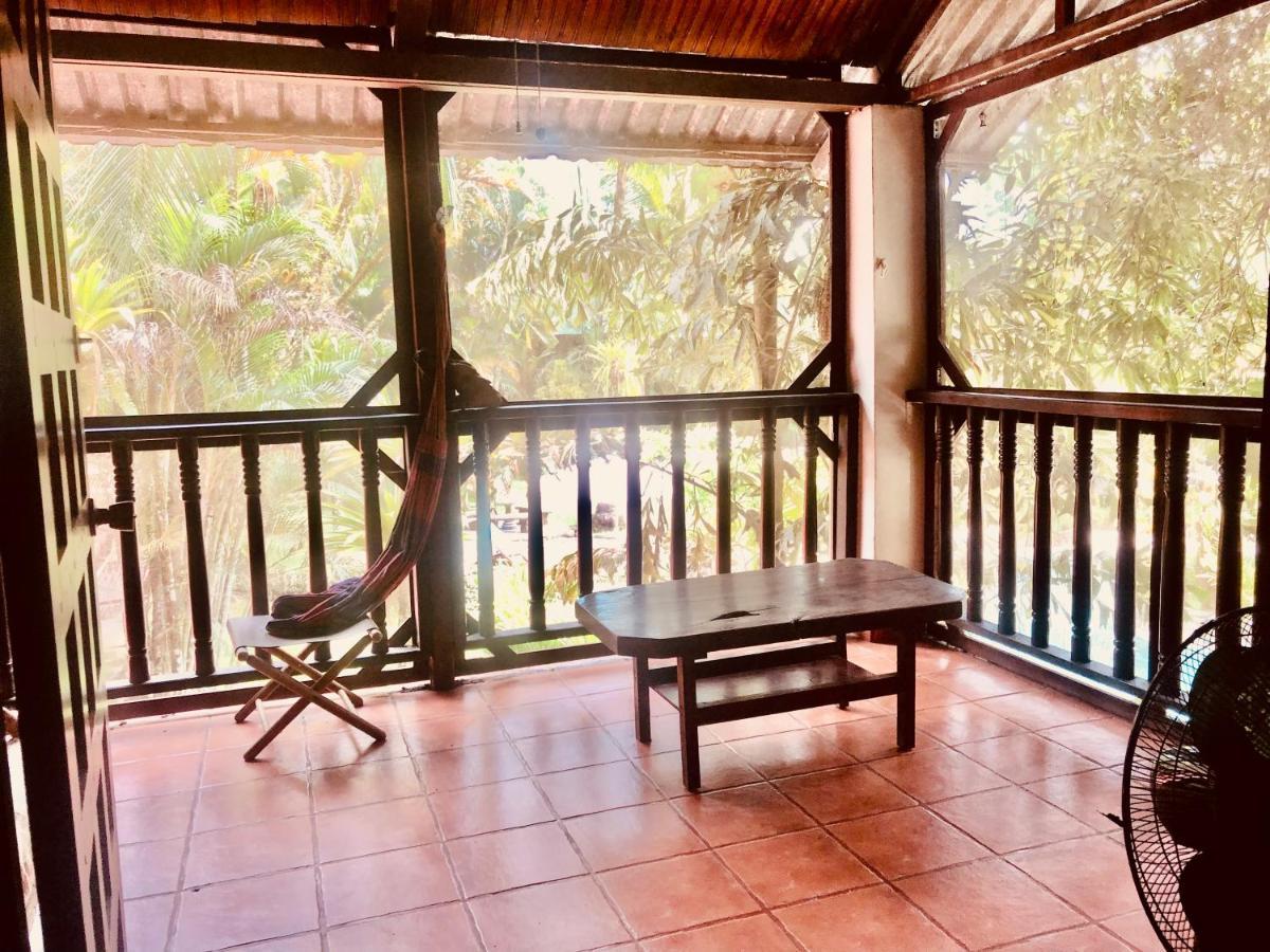 Rio Lindo Hotel Dominical Eksteriør bilde