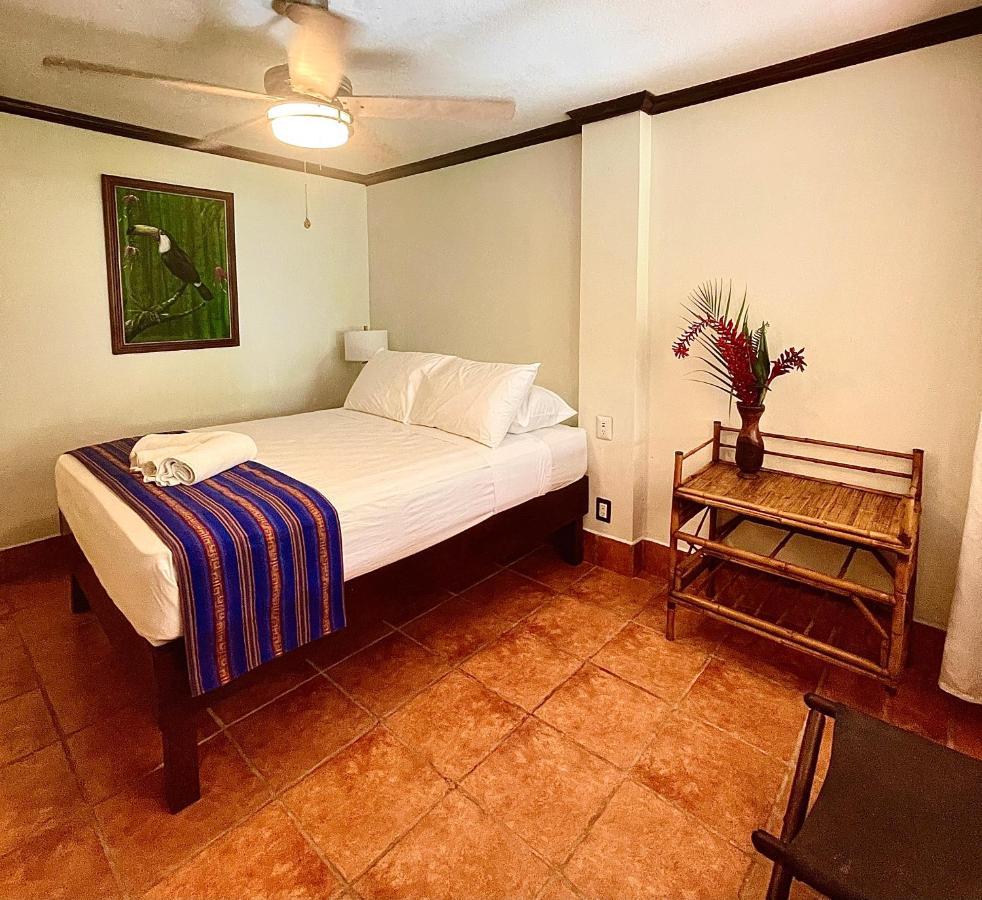 Rio Lindo Hotel Dominical Eksteriør bilde