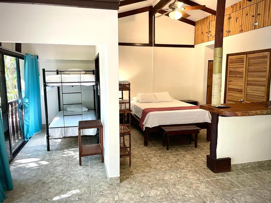 Rio Lindo Hotel Dominical Eksteriør bilde